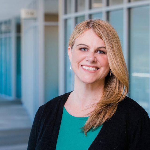 Shannon McCarthy headshot